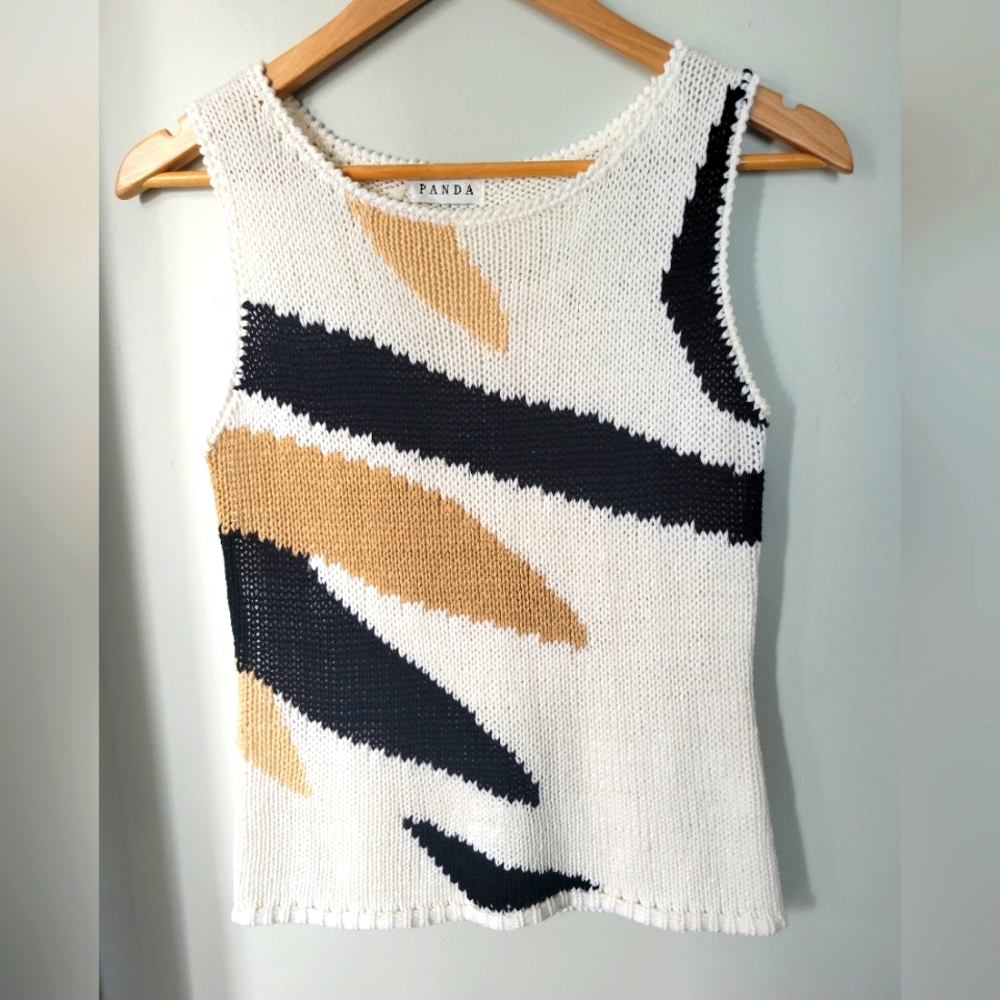 Vintage Bold Pattern Sleeveless Knit Sweater by Panda